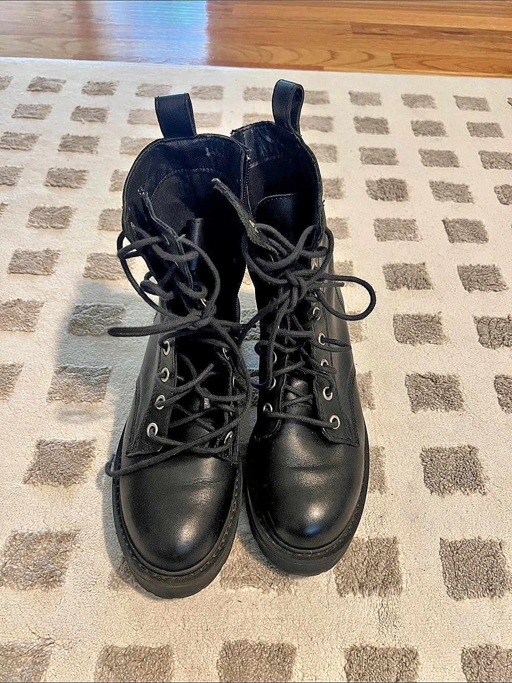 Steve Madden Tornado 6M Leather Combat Boots Black